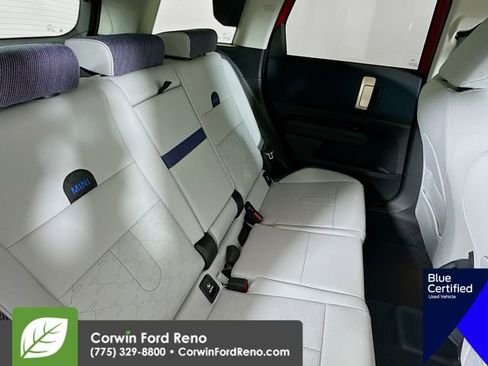 Used 2025 MINI Cooper Countryman S w/ Comfort Package Max image 31