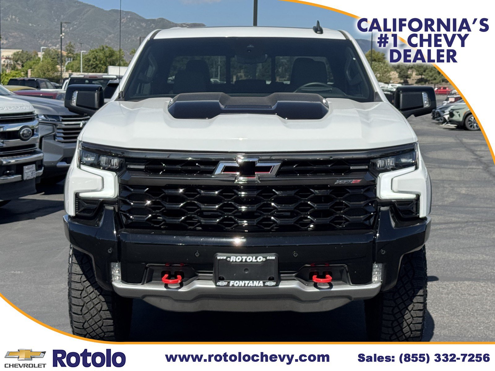Used 2025 Chevrolet Silverado 1500 ZR2 w/ Technology Package AWD/4WD image 2