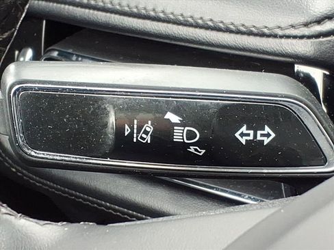 Certified 2022 Lincoln Nautilus Reserve image 27