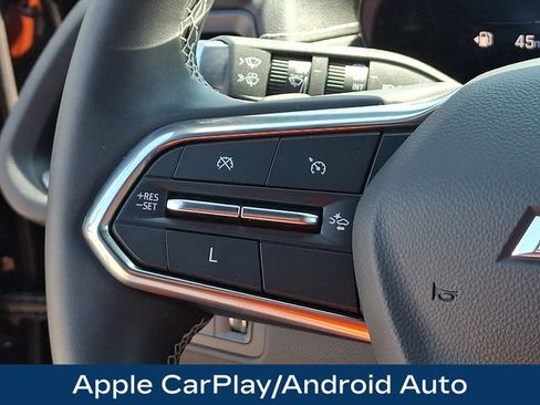 Used 2024 Chevrolet Traverse LT w/ LPO, Floor Liner Package AWD/4WD image 6