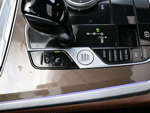 Used 2023 BMW X5 xDrive40i w/ Parking Assistance Package image 30