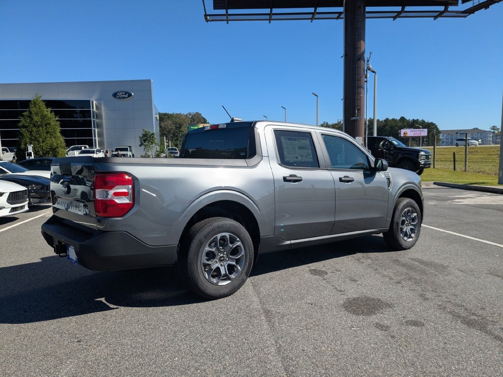 New 2026 Ford Maverick XLT FWD image 4