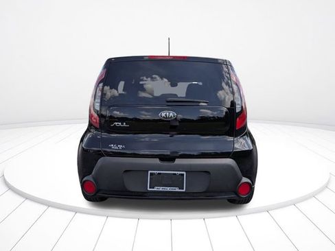 Used 2016 Kia Soul FWD image 4