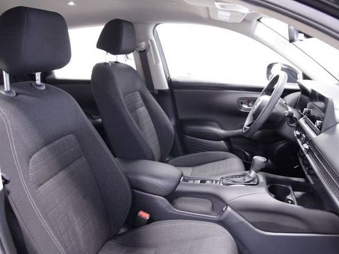 Certified 2023 Honda HR-V LX image 13