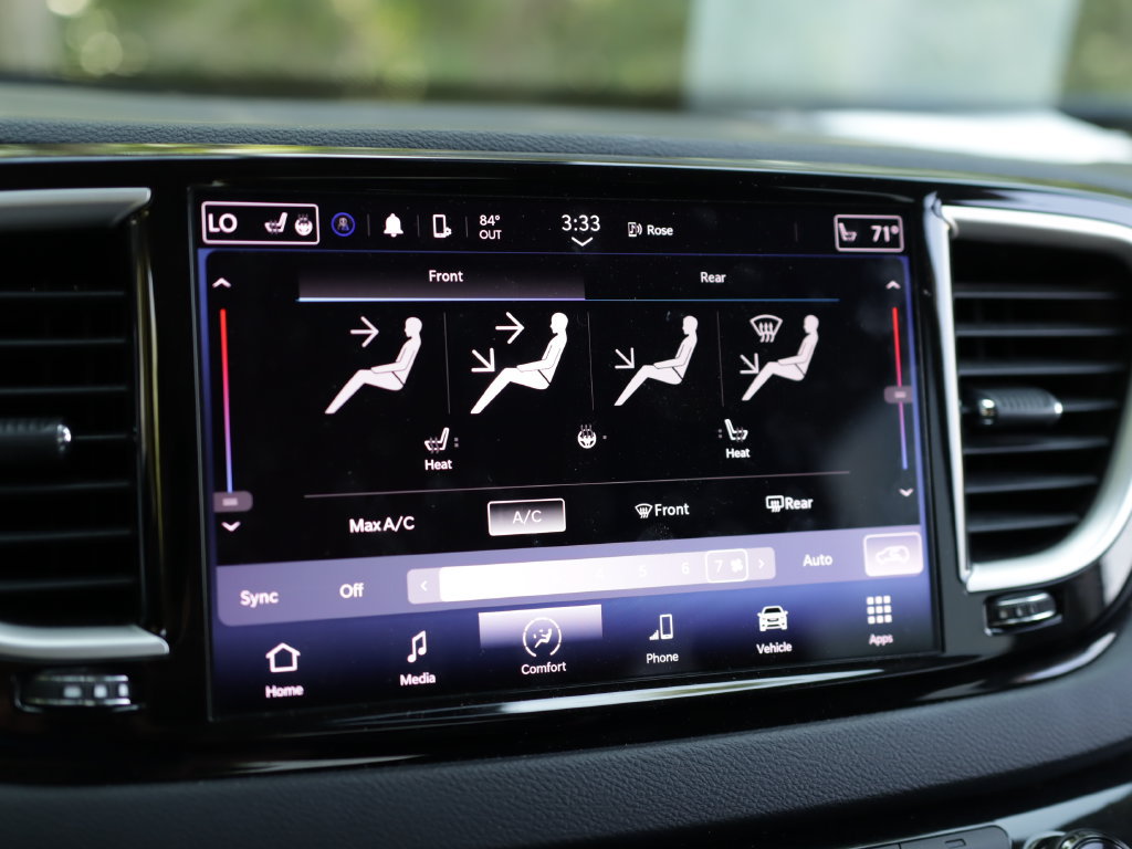 Used 2022 Chrysler Pacifica Touring-L FWD image 13