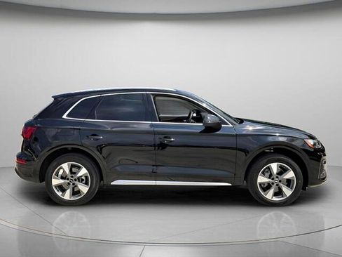 Used 2023 Audi Q5 2.0T Premium w/ Convenience Package AWD/4WD image 8