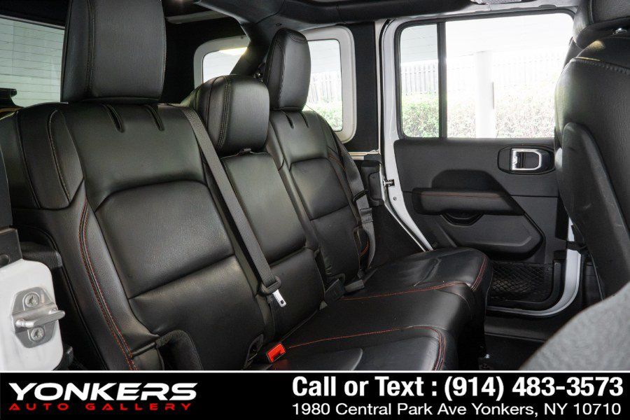 Used 2023 Jeep Wrangler Unlimited Rubicon w/ LED Lighting Group AWD/4WD image 40