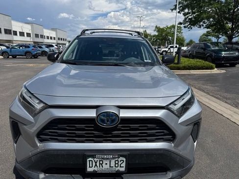 Used 2023 Toyota RAV4 LE AWD/4WD image 3