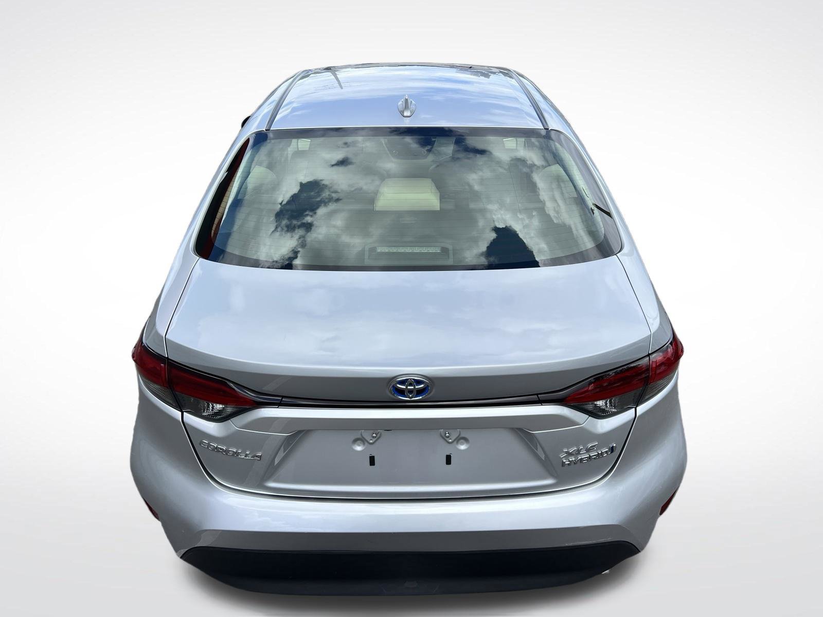 Used 2024 Toyota Corolla XLE FWD image 8