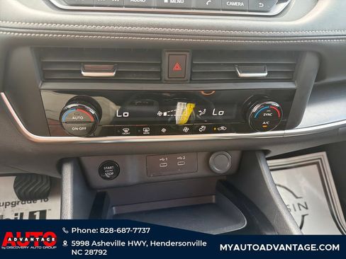 Used 2025 Nissan Rogue SV AWD/4WD image 17