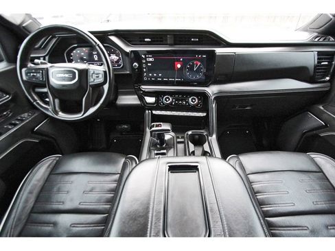 Used 2022 GMC Sierra 1500 AT4X image 10