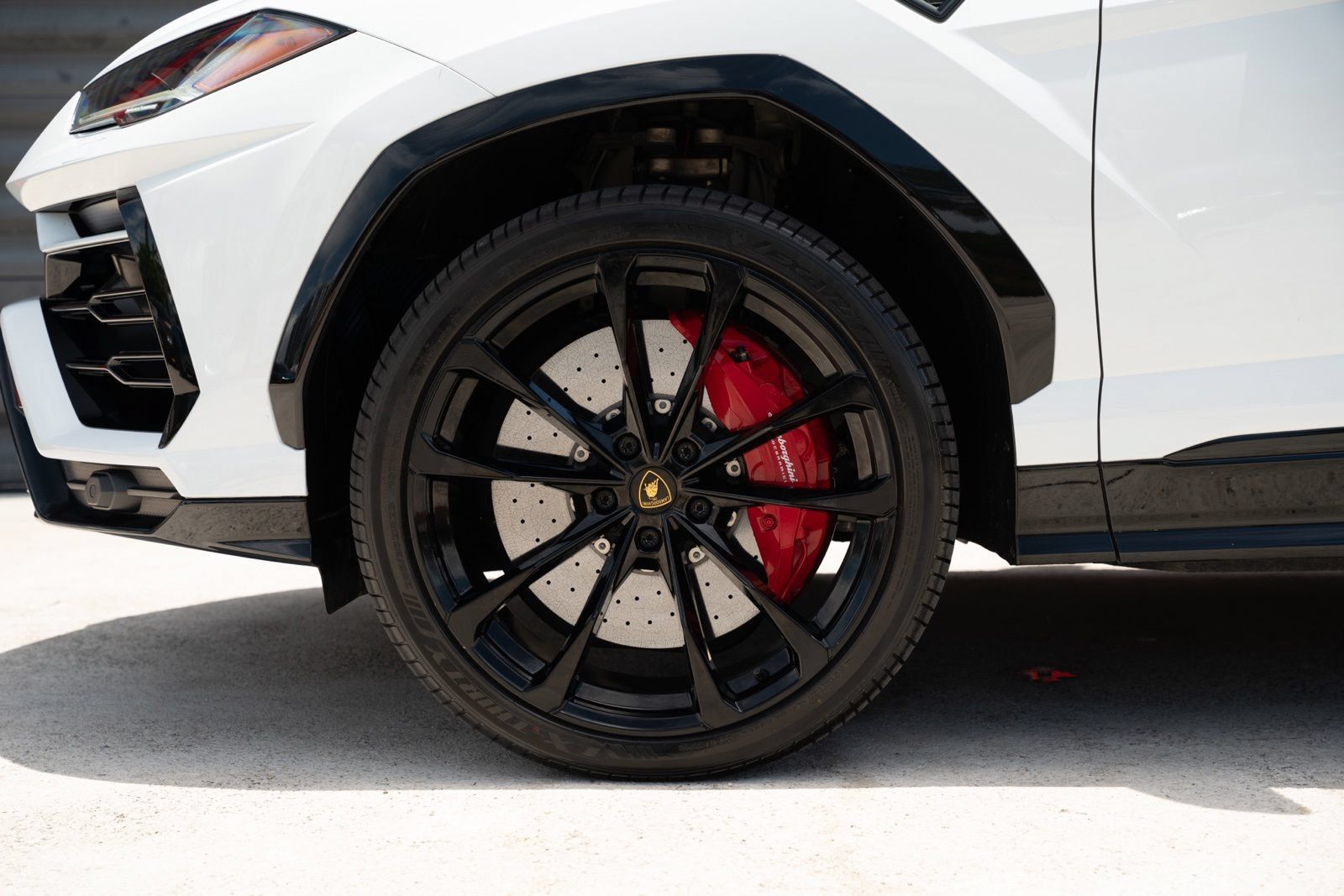 Used 2022 Lamborghini Urus AWD/4WD image 12
