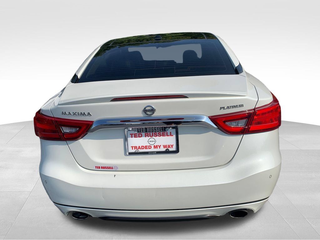 Used 2017 Nissan Maxima Platinum w/ Medallion Package FWD image 4