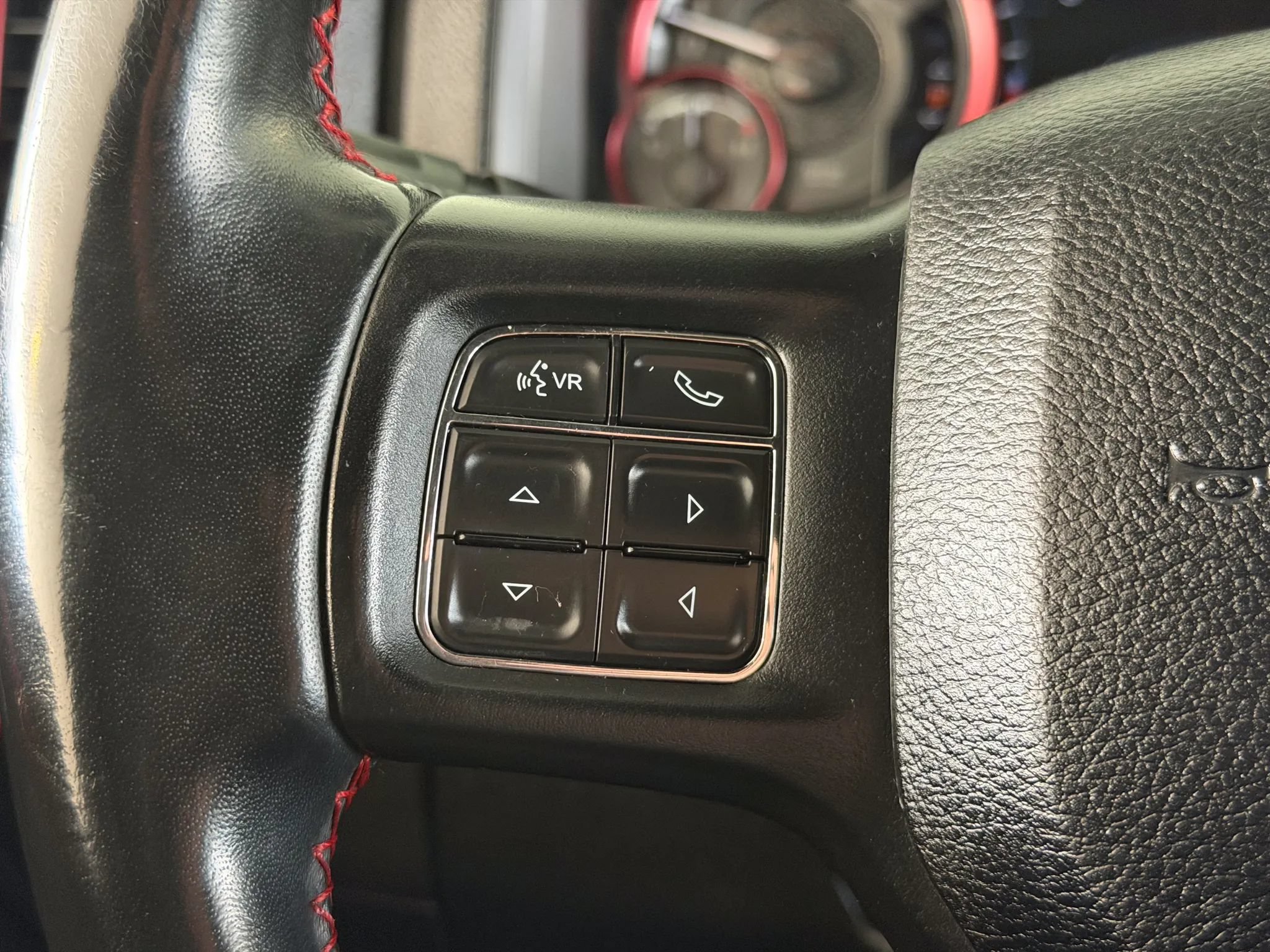 Used 2015 RAM 1500 Rebel AWD/4WD image 38