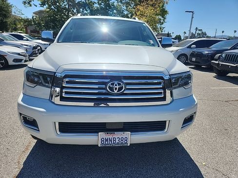 Used 2019 Toyota Sequoia Platinum AWD/4WD image 8