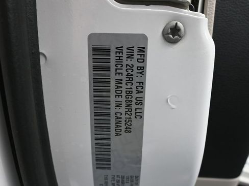 Used 2022 Chrysler Pacifica Touring-L FWD image 50