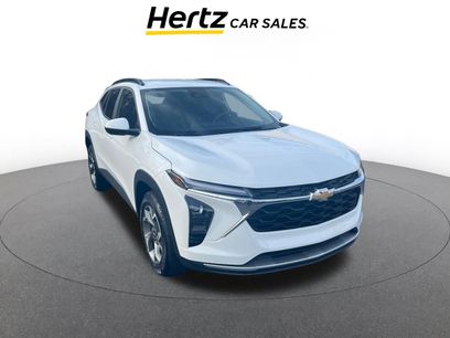 Used 2025 Chevrolet Trax LT