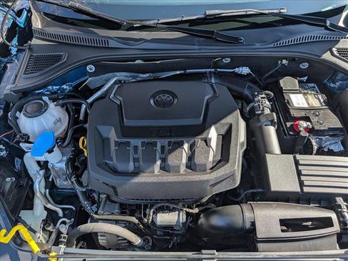 Used 2020 Volkswagen Passat 2.0T SEL image 10