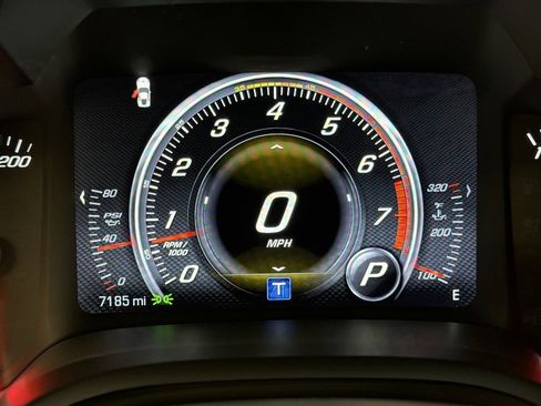 Used 2015 Chevrolet Corvette STINGRAY 2LT w/ 2LT Preferred Equipment Group RWD image 26