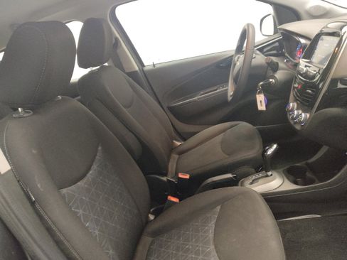 Used 2019 Chevrolet Spark LT FWD image 21
