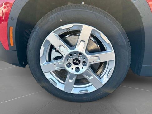 Used 2025 MINI Cooper Countryman S w/ Comfort Package Max AWD/4WD image 9
