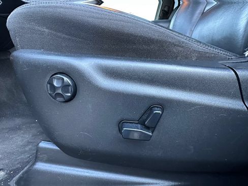 Used 2019 Dodge Durango GT AWD/4WD image 17