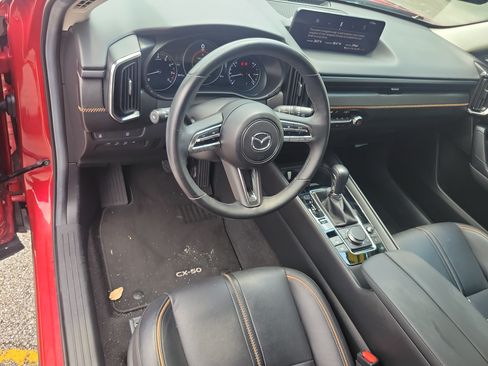 Used 2025 MAZDA CX-50 AWD 2.5 S w/ Premium Plus Pkg image 11
