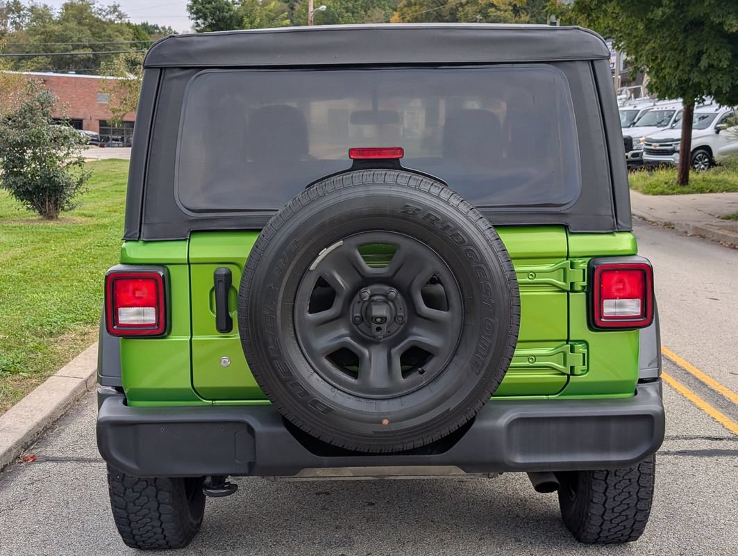 Used 2018 Jeep Wrangler Sport AWD/4WD image 7