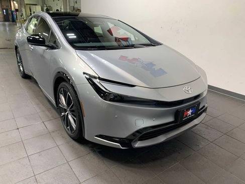 New 2026 Toyota Prius XLE image 2