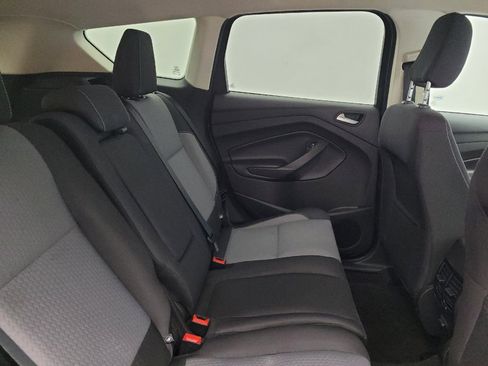 Used 2018 Ford Escape SE w/ SE Sync 3 Package AWD/4WD image 19