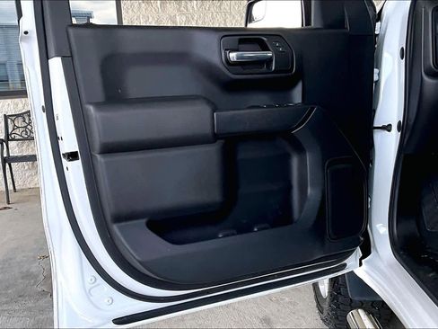 Used 2020 Chevrolet Silverado 1500 Custom w/ Custom Value Package image 21