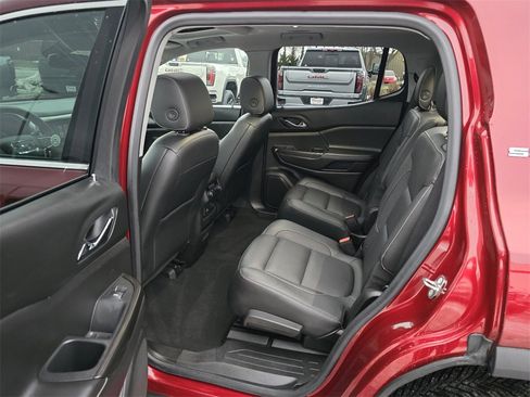 Used 2018 GMC Acadia SLT image 26