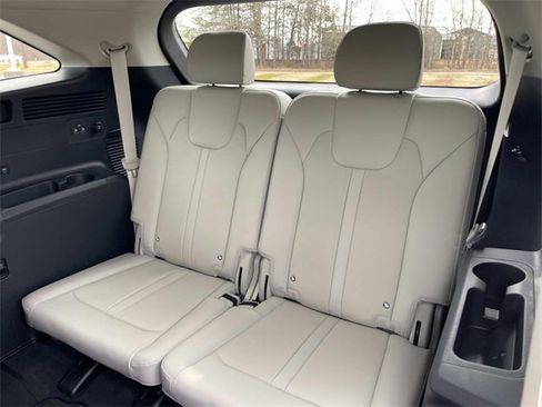 New 2025 Kia Sorento S image 27