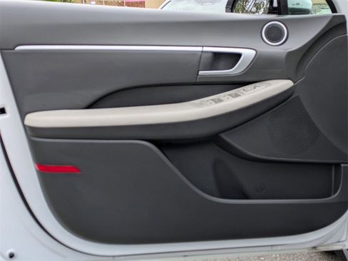 Used 2025 Hyundai Sonata SEL image 11