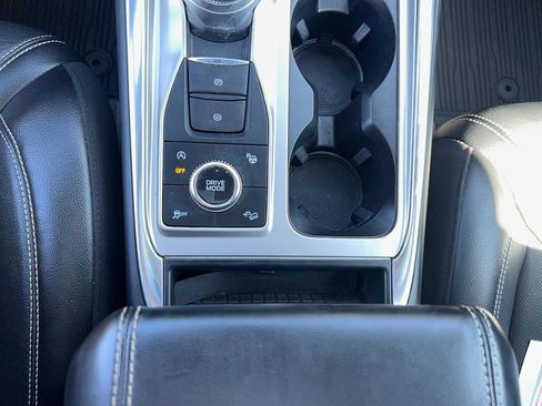 Used 2020 Ford Explorer ST w/ ST High-Performance Pack image 22