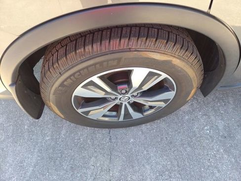 Certified 2020 Nissan Murano S w/ Technology Package FWD image 6