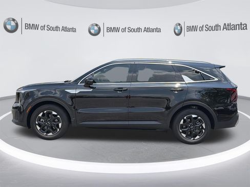 Used 2025 Kia Sorento S FWD image 21