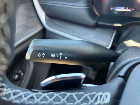 Used 2024 Jeep Grand Cherokee Limited image 18