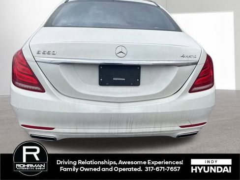 Used 2016 Mercedes-Benz S 550 4MATIC Sedan image 4