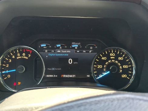 Used 2015 Ford F150 Platinum w/ Equipment Group 701A Luxury RWD image 5