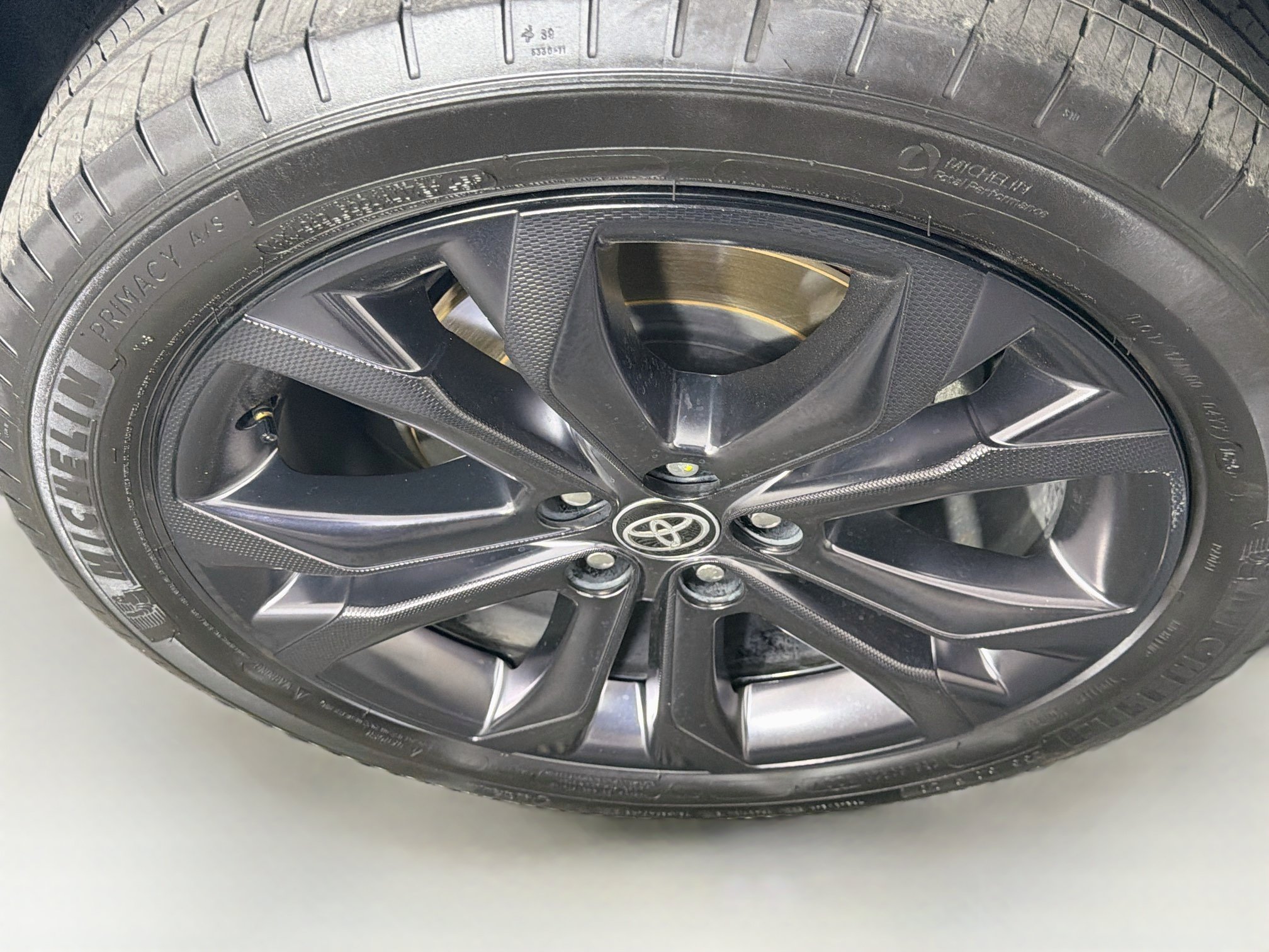 Used 2025 Toyota Sienna XSE FWD image 11