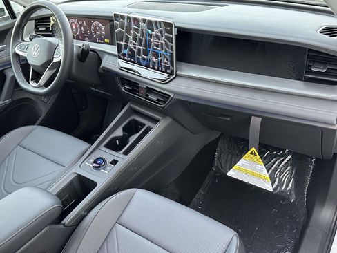 New 2026 Volkswagen Tiguan SE AWD/4WD image 12