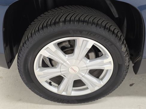 Used 2017 GMC Terrain SLE AWD/4WD image 42