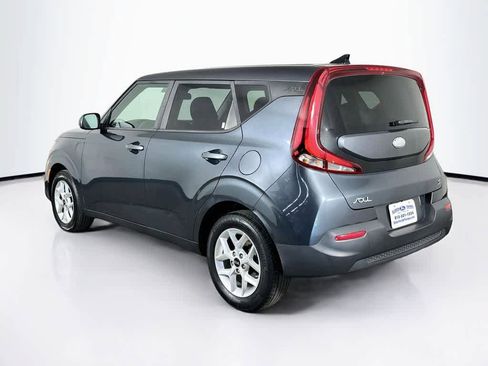 Used 2020 Kia Soul S FWD image 4