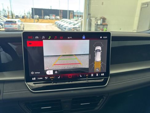 New 2026 Volkswagen Tiguan SE R-Line AWD/4WD image 10