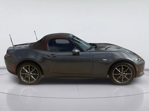 Used 2018 MAZDA MX-5 Miata Grand Touring RWD image 4