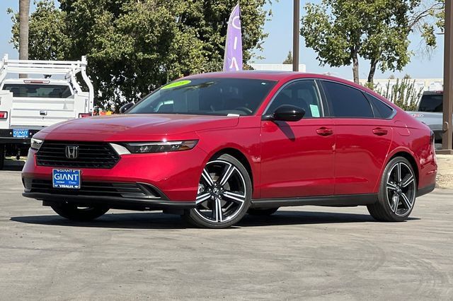 Used 2025 Honda Accord Sport image 8