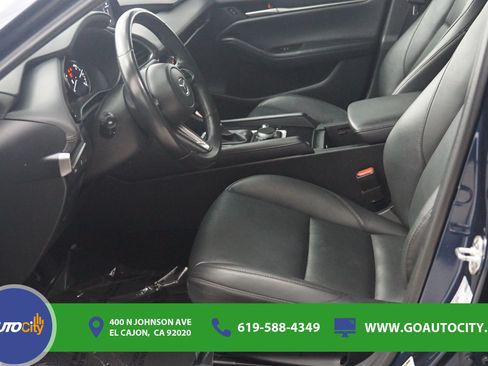 Used 2024 MAZDA MAZDA3 s FWD image 9