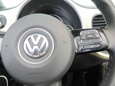 Used 2019 Volkswagen Beetle 2.0T Final Edition SEL image 20