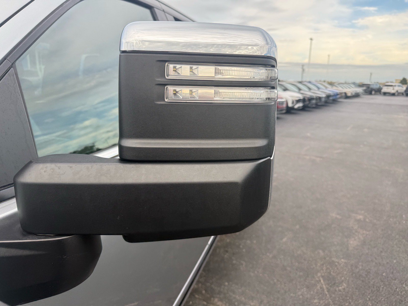 Used 2026 Chevrolet Silverado 3500 High Country w/ High Country Premium Package AWD/4WD image 12